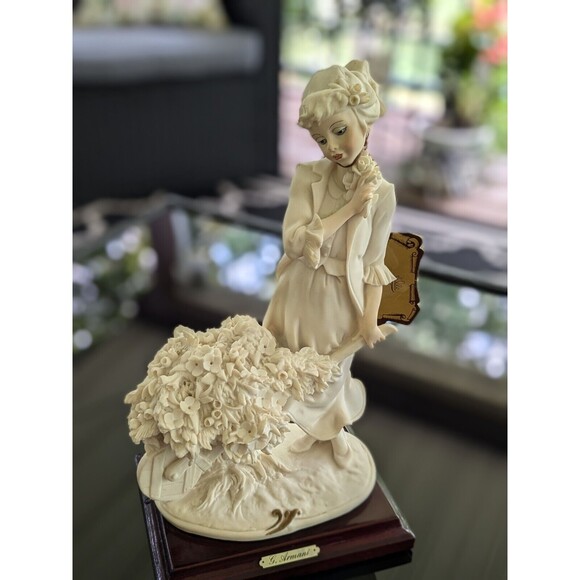 Giuseppe Armani Porcelain Figurine 10” Italy 1988 Capodimonte Girl w Wheelbarrow - Picture 11 of 16